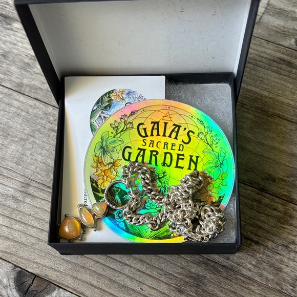 NWT Gaia’s Sacred Garden Opal & Silver Necklace/Choker W/Box Australian Opal - Picture 9 of 9